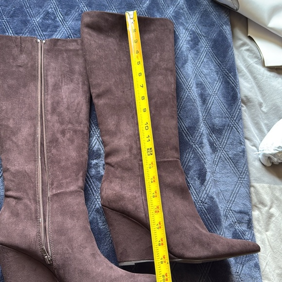 The Drop Women's Geralda Tall Brown Wedge Boot Classic size 9 NEW - Picture 15 of 16